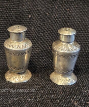 Salt & Pepper shakers, Navajo silver (7)